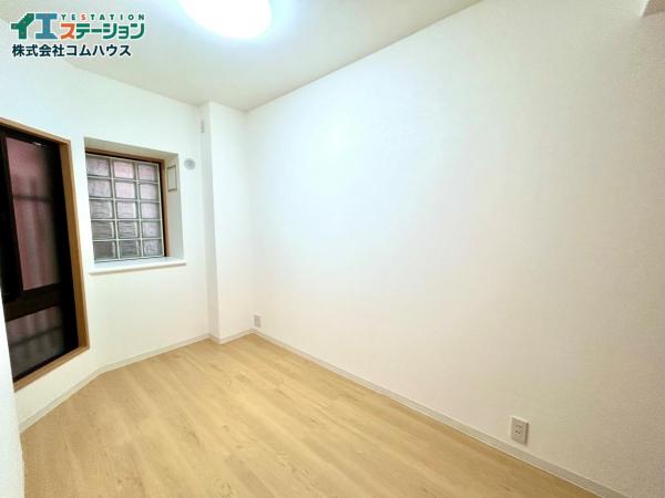 パークエステート博多 洋室