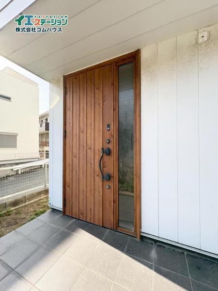 香椎駅東3丁目戸建 玄関 