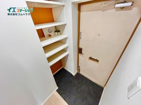 エメラルドタウン和白B棟 玄関 