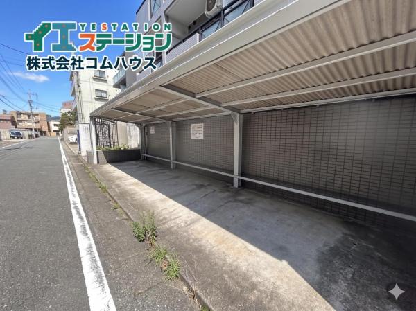 エステートモア大橋 駐輪場