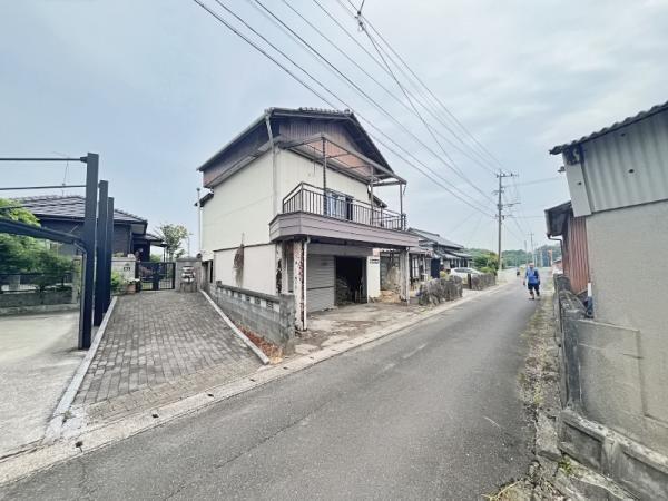 中古戸建 築上郡築上町大字高塚 JR日豊本線椎田駅 198万円