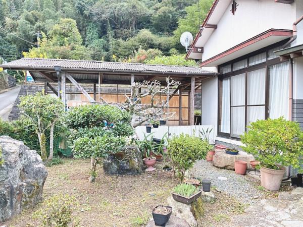 中古戸建 宮若市龍徳 JR筑豊本線直方駅 730万円