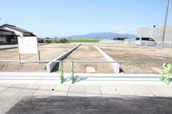 二夕土地　建築条件無し 