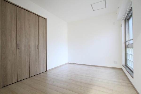 グリーンマンションやよい坂 洋室