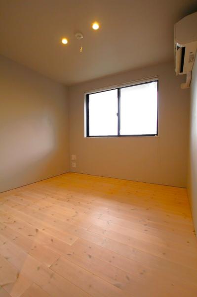 南片江５丁目中古戸建（築８年・デザイナーズ住宅） 洋室