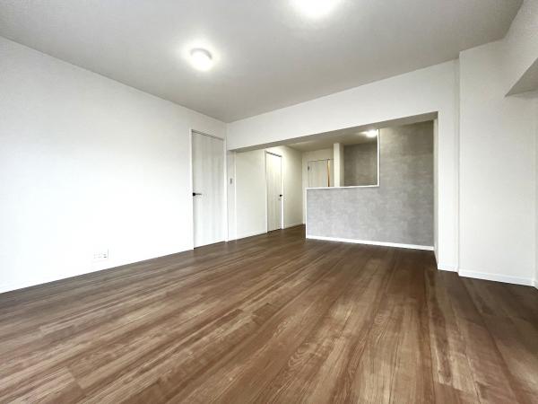 ライオンズマンション長丘ガーデン2番館 リビング 