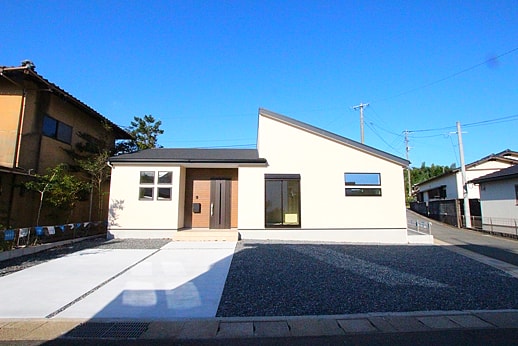 新築戸建 三養基郡基山町大字小倉820-9 JR鹿児島本線基山駅 2,898万円
