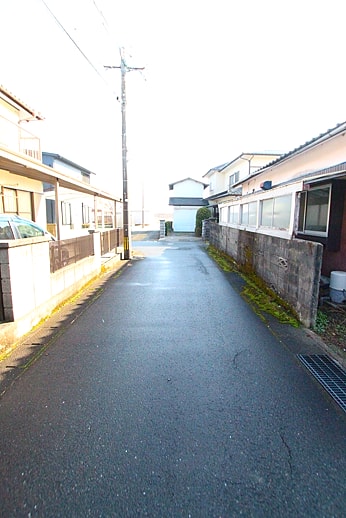 福童土地　建築条件無し 前面道路含む現地写真 