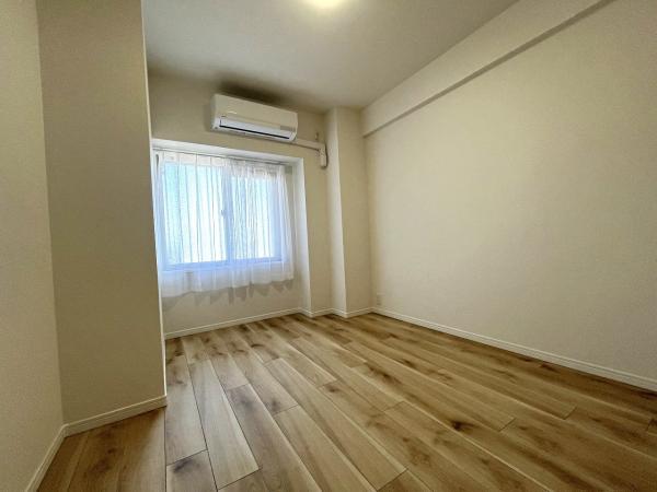 アーサー三苫ステーション 洋室