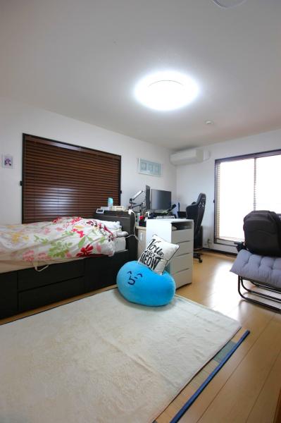 長尾４丁目中古戸建 洋室