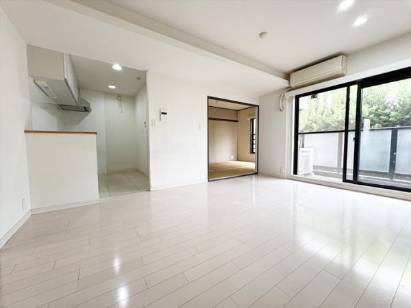 コーカスS リビングダイニング