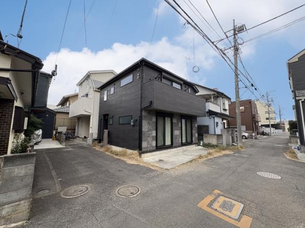 八幡町1丁目 前面道路含む現地写真 