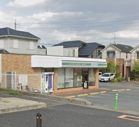 ローソンストア100 緑区小坂店