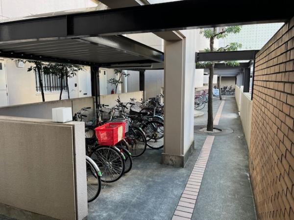 グランドメゾン上飯田　上飯田駅徒歩約2分 駐輪場