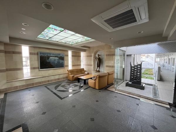 サンパーク薬師山　フルリフォーム済 エントランス 