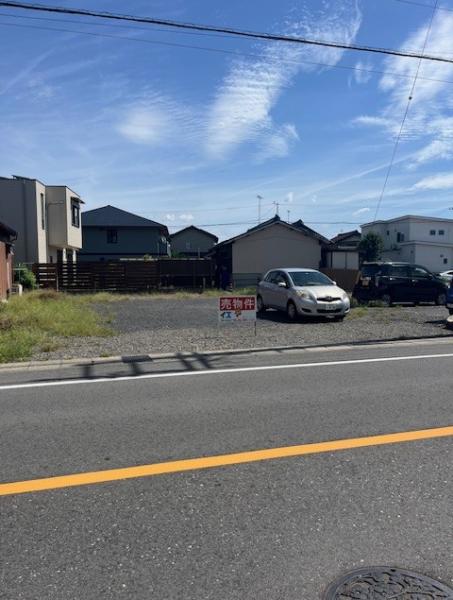 春日井市上条町　住宅用地　整形地 前面道路含む現地写真 