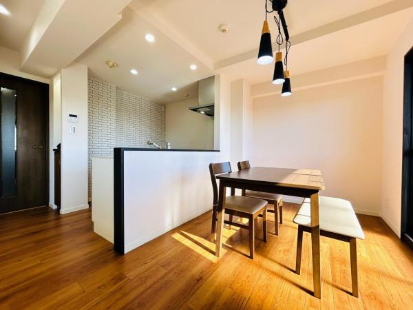 宝マンション道徳東第３　最上階＋フルリフォーム済 リビングダイニング