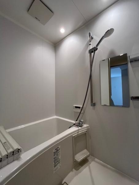 ライオンズマンション菅田　テラス＋専用庭のある１階のお部屋 浴室 