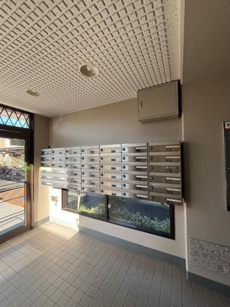 宝マンション滝ノ水　リノベーション済＋ペット飼育可 郵便受け