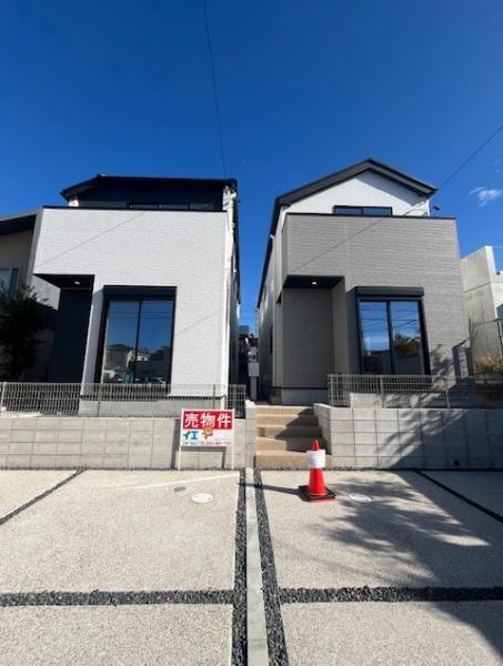 桃山2丁目　リビングアップ階段＋神沢駅徒歩10分の家　２号棟 現地外観写真 