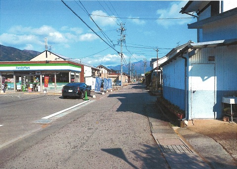 ファミリーマート中之条店