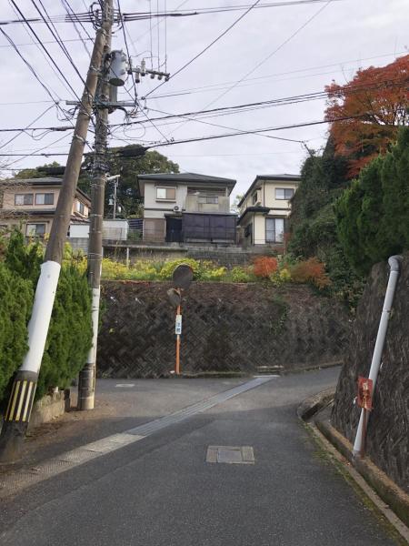 有福町土地　クレールの丘北口バス停歩いて3分 前面道路含む現地写真 