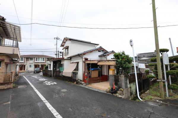中古戸建 佐世保市三川内本町337-7 JR佐世保線三河内駅 585万円