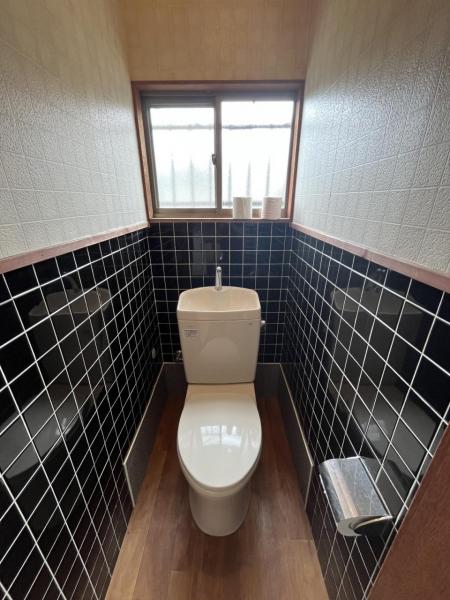 船越町 戸建て トイレ 