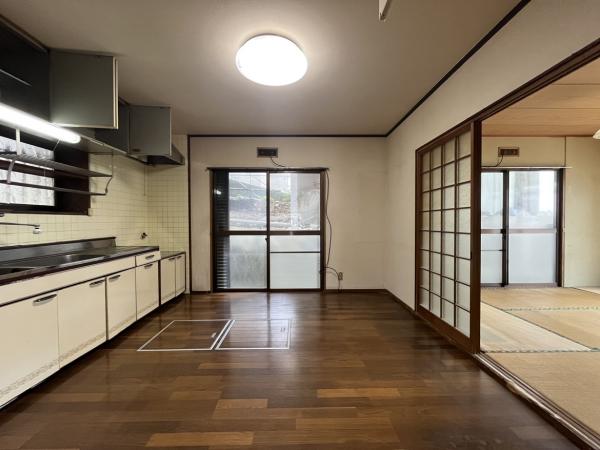 船越町 戸建て ダイニング