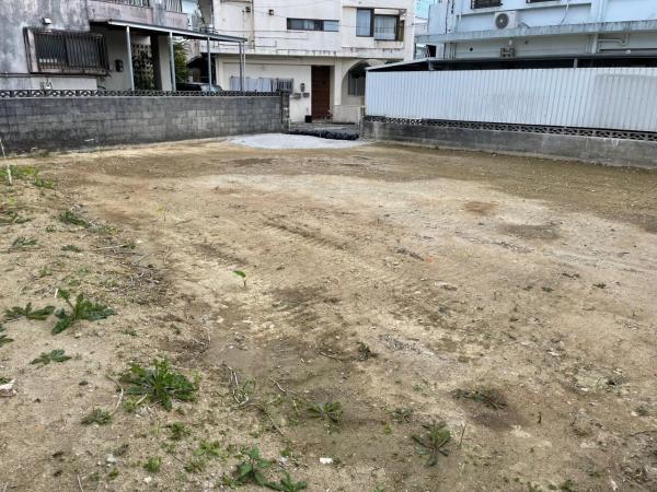 沖縄県浦添市前田売地 