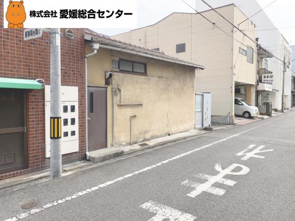 土地 今治市米屋町２丁目 JR予讃線今治駅 450万円