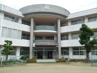 今治市立亀岡小学校