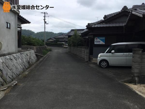 【不動産販売　愛媛総合】5083　土地　今治市古谷 前面道路含む現地写真 