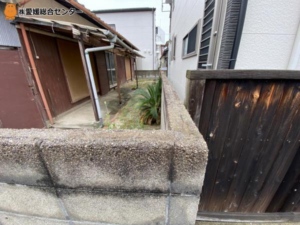 【不動産販売　愛媛総合】6570　土地　今治市郷本町２丁目 現地土地写真 