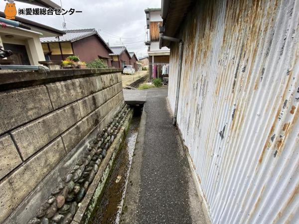 土地 今治市郷本町２丁目 JR予讃線今治駅 450万円