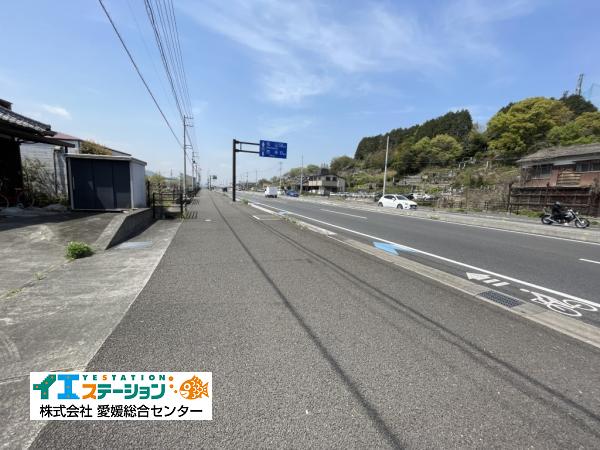 土地 新居浜市萩生1330-4・5 JR予讃線中萩駅 550万円