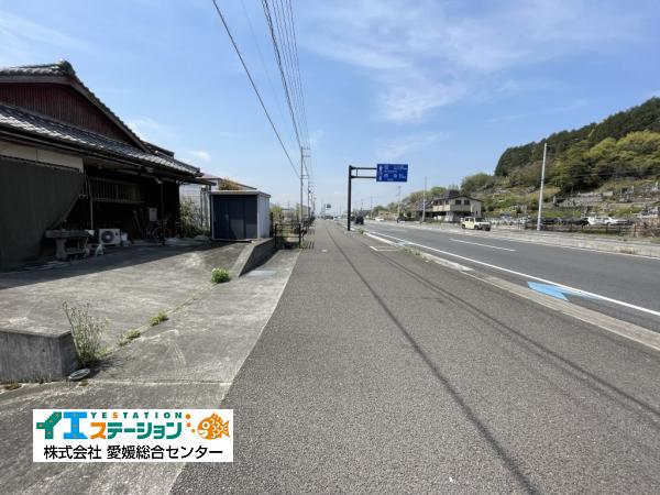 土地 新居浜市萩生1330-4・5 JR予讃線中萩駅 550万円