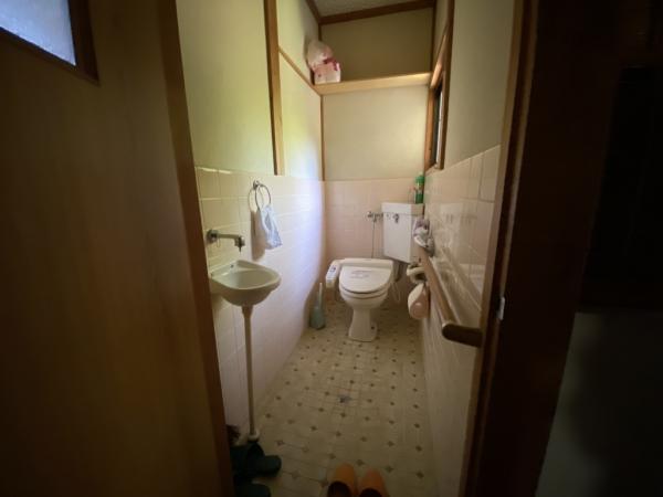 中古戸建 西条市西泉乙154-2 JR予讃線石鎚山駅 999万円