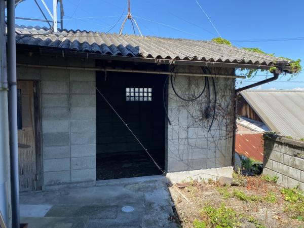 中古戸建 西条市西泉乙154-2 JR予讃線石鎚山駅 999万円