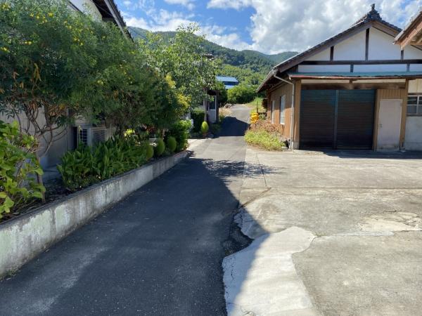 中古戸建 西条市西泉乙154-2 JR予讃線石鎚山駅 999万円