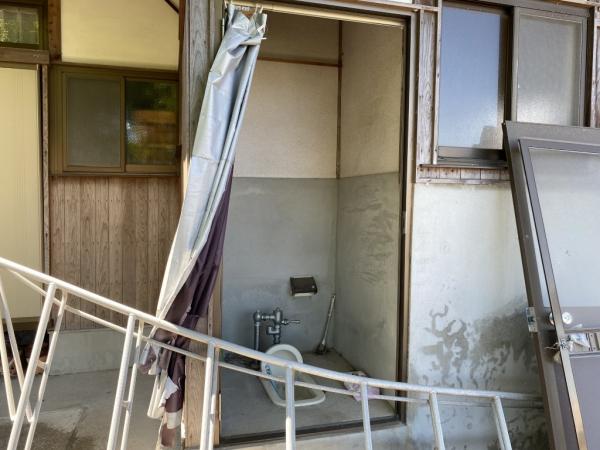 中古戸建 西条市西泉乙154-2 JR予讃線石鎚山駅 999万円