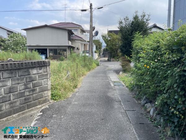 土地 西条市小松町新屋敷甲217-1 JR予讃線伊予小松駅 650万円