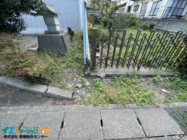 土地 西条市小松町新屋敷甲217-1 JR予讃線伊予小松駅 650万円