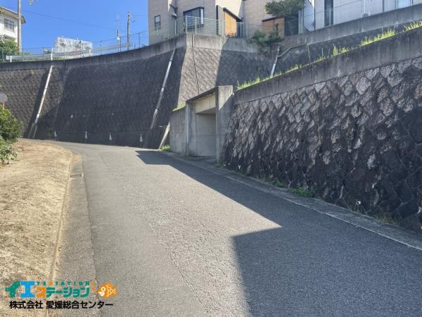 土地 今治市国分４丁目甲789-1 JR予讃線伊予富田駅 398万円