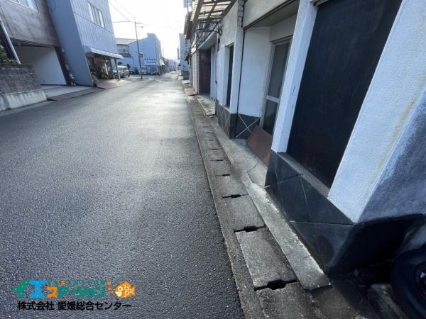 【不動産販売　愛媛総合】8418　土地　西条市壬生川 前面道路含む現地写真 