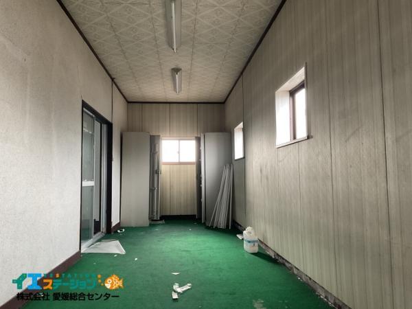 【不動産販売　愛媛総合】9032　事務所+5K　新居浜市星原町 収納 