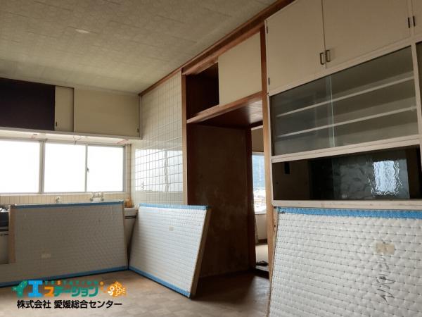 【不動産販売　愛媛総合】9032　事務所+5K　新居浜市星原町 収納 