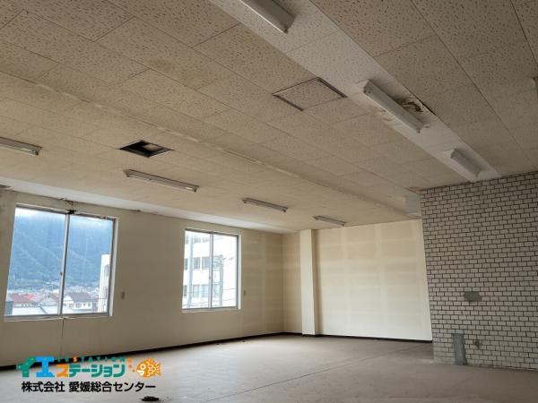 【不動産販売　愛媛総合】9032　事務所+5K　新居浜市星原町 その他内観 