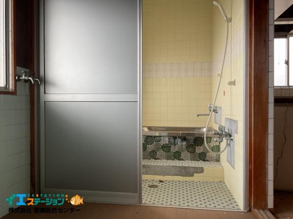 【不動産販売　愛媛総合】9032　事務所+5K　新居浜市星原町 浴室 