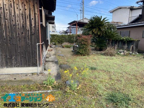 【不動産販売　愛媛総合】9081　土地　西条市喜多台 現地土地写真 